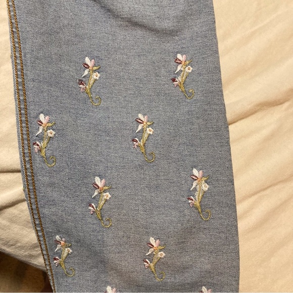 Pilcro and the Letterpress Embroidered Cropped Jeans | Anthropologie - Picture 9 of 16